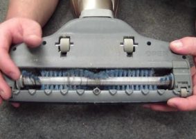 Elektrik Süpürgesi Nasıl Temizlenir (Süpürge Başlığı Temizliği)